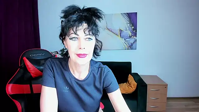 Silvia Wallec online show from June 7, 2026, 5:16 pm