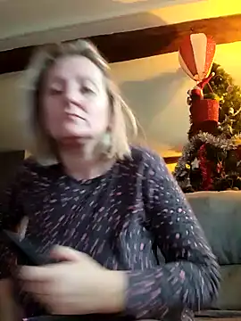 lady charlyne online show from December 3, 2024, 9:11 am