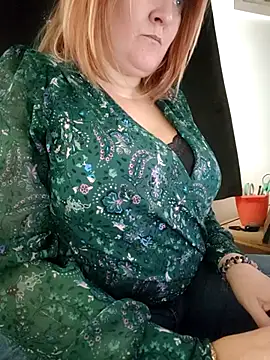 lady charlyne online show from October 1, 2025, 11:38 am