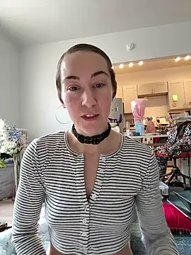 Snapshot of ketarisenup chatting on February 14, 2025, 7:33 pm ketarisenup online show from February 14, 2025, 7:33 pm