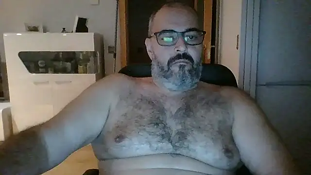 Snapshot of templar2303 chatting on October 23, 2025, 6:50 pm templar2303 online show from October 23, 2025, 6:50 pm