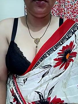 Priya Boudi online show from October 29, 2025, 6:42 pm