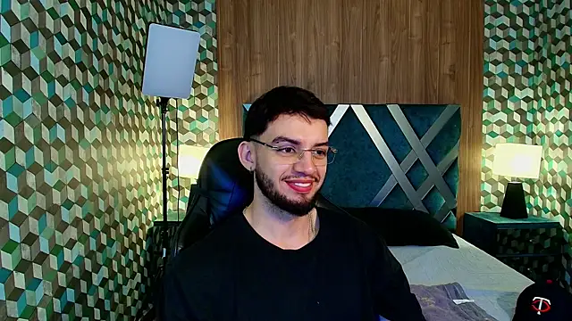 Snapshot of Michael_magno chatting on November 13, 2025, 2:49 pm Michael magno online show from November 13, 2025, 2:49 pm