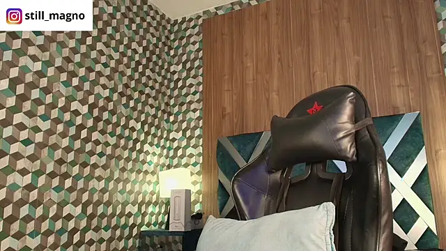 Snapshot of Michael_magno chatting on November 25, 2025, 1:33 pm Michael magno online show from November 25, 2025, 1:33 pm