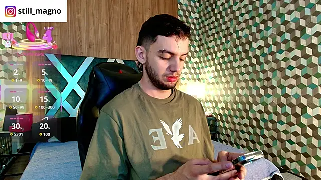 Snapshot of Michael_magno chatting on December 3, 2025, 10:08 pm Michael magno online show from December 3, 2025, 10:08 pm