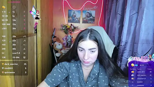 Snapshot of Fiery_Brunette_ chatting on December 24, 2024, 8:00 am Fiery Brunette  online show from December 24, 2024, 8:00 am