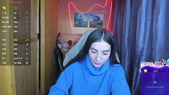 Snapshot of Fiery_Brunette_ chatting on February 6, 2025, 8:39 am Fiery Brunette  online show from February 6, 2025, 8:39 am