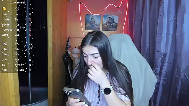 Snapshot of Fiery_Brunette_ chatting on February 27, 2025, 5:02 am Fiery Brunette  online show from February 27, 2025, 5:02 am