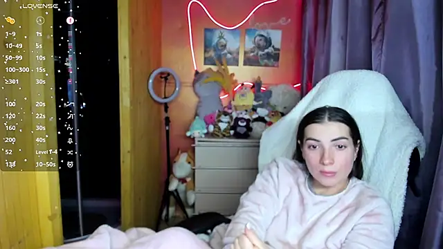 Fiery Brunette  online show from March 2, 2026, 5:19 am