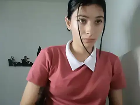 Mia foster1 online show from February 19, 2025, 9:25 pm