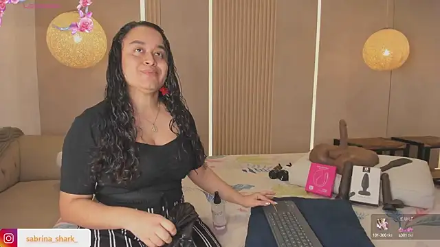 sabrina shark  online show from September 13, 2025, 1:49 am