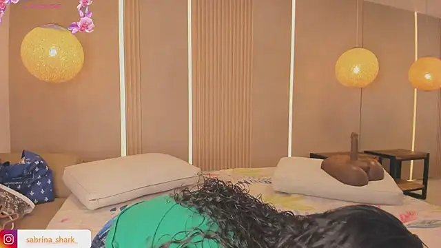 sabrina shark  online show from September 16, 2025, 2:01 am