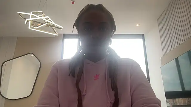 Snapshot of ChocolateCakeQueen chatting on January 17, 2025, 3:22 pm ChocolateCakeQueen online show from January 17, 2025, 3:22 pm