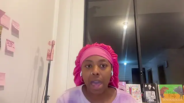Snapshot of ChocolateCakeQueen chatting on September 8, 2025, 11:48 pm ChocolateCakeQueen online show from September 8, 2025, 11:48 pm
