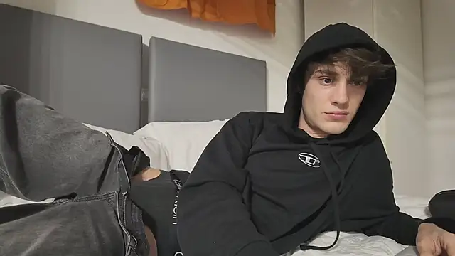 Snapshot of twinkyjd_ chatting on November 4, 2025, 11:26 pm twinkyjd online show from November 4, 2025, 11:26 pm