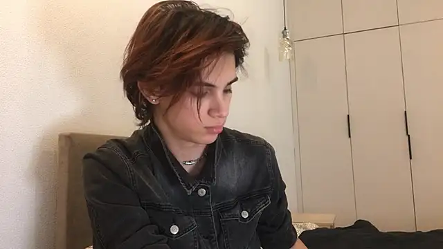 k0sta  online show from December 28, 2024, 8:48 am