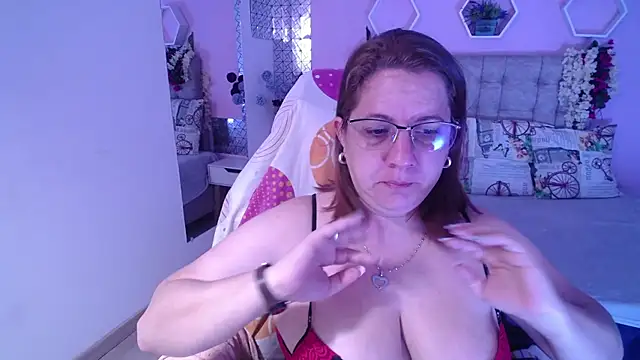 katie joness  online show from January 11, 2025, 12:29 pm