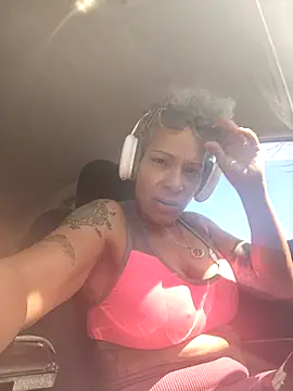 CeceilaMoon online show from March 26, 2026, 6:46 pm