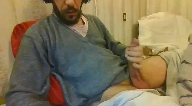 Snapshot of tozebrito_hd chatting on December 27, 2024, 12:50 am tozebrito hd online show from December 27, 2024, 12:50 am