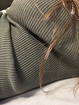 Snapshot of Angel__lika chatting on February 3, 2025, 1:30 am Angel lika online show from February 3, 2025, 1:30 am