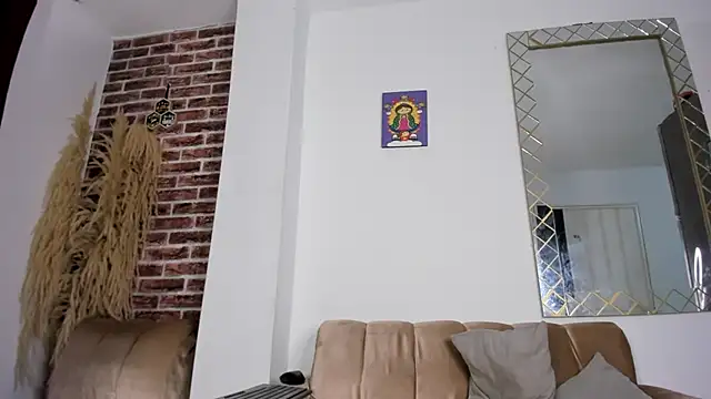 sharlot evans  online show from April 8, 2026, 3:50 am