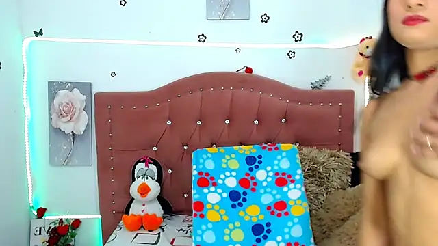 Snapshot of AngeDrty chatting on January 10, 2025, 1:10 am AngeDrty online show from January 10, 2025, 1:10 am