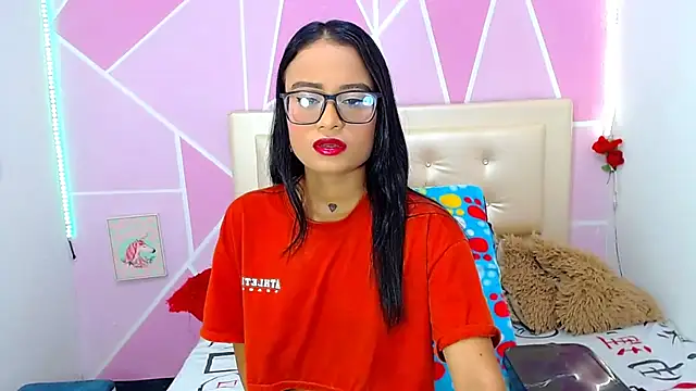 Snapshot of AngeDrty chatting on November 28, 2025, 10:34 pm AngeDrty online show from November 28, 2025, 10:34 pm