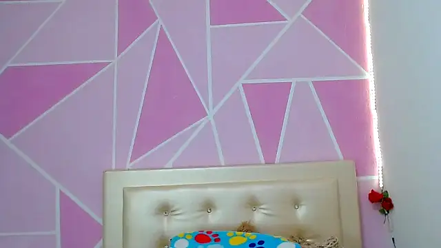 Snapshot of AngeDrty chatting on February 1, 2026, 6:45 am AngeDrty online show from February 1, 2026, 6:45 am