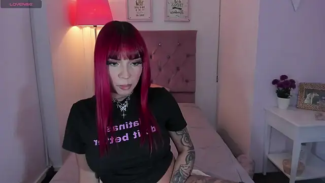 Snapshot of Ada__luna chatting on February 25, 2025, 10:04 am Ada luna online show from February 25, 2025, 10:04 am