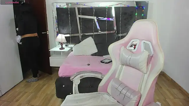 iam sofiia online show from December 10, 2024, 9:11 pm