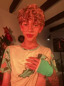 Snapshot of lyamthommpson chatting on December 18, 2025, 7:31 pm lyamthommpson online show from December 18, 2025, 7:31 pm