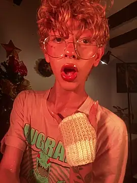 Snapshot of lyamthommpson chatting on December 19, 2025, 9:11 pm lyamthommpson online show from December 19, 2025, 9:11 pm