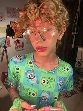 Snapshot of lyamthommpson chatting on February 8, 2026, 2:48 am lyamthommpson online show from February 8, 2026, 2:48 am