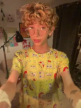 Snapshot of lyamthommpson chatting on February 10, 2026, 3:54 am lyamthommpson online show from February 10, 2026, 3:54 am