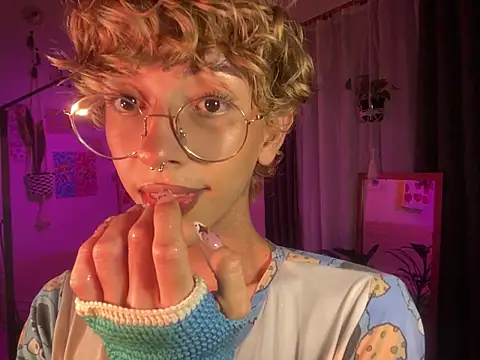 Snapshot of lyamthommpson chatting on February 28, 2026, 3:51 am lyamthommpson online show from February 28, 2026, 3:51 am