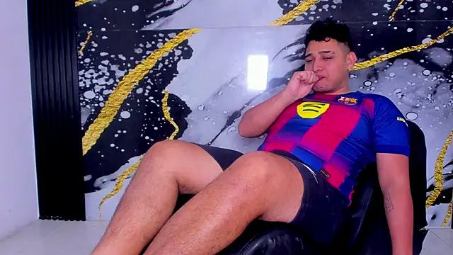 sweethot    online show from September 28, 2025, 2:00 pm