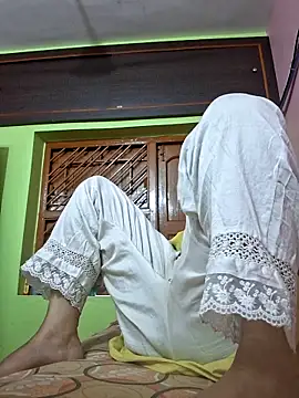 Snapshot of kunjan789 chatting on March 20, 2025, 4:07 am kunjan789 online show from March 20, 2025, 4:07 am