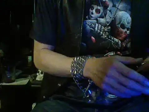 Snapshot of mrdemoncrowly chatting on February 6, 2025, 4:42 am mrdemoncrowly online show from February 6, 2025, 4:42 am