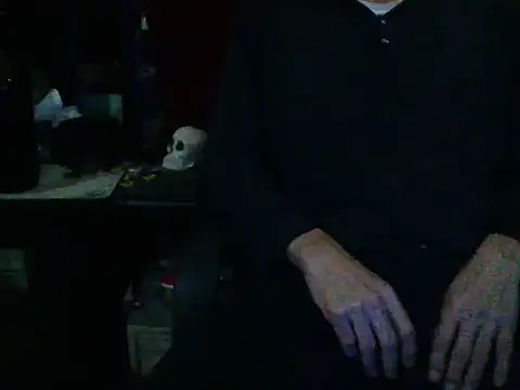 Snapshot of mrdemoncrowly chatting on September 21, 2025, 4:47 am mrdemoncrowly online show from September 21, 2025, 4:47 am