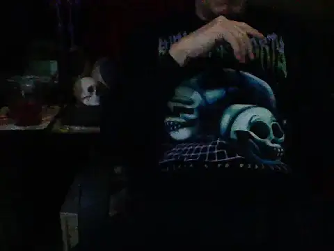 Snapshot of mrdemoncrowly chatting on October 18, 2025, 8:48 am mrdemoncrowly online show from October 18, 2025, 8:48 am