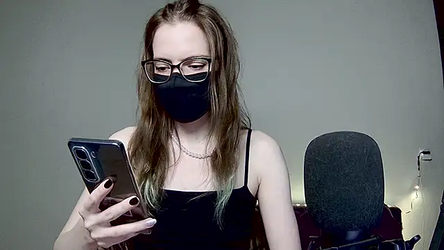 amber candyfloss online show from December 22, 2025, 12:51 am