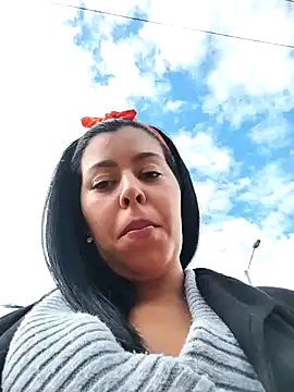 Emily Wane online show from January 6, 2025, 7:45 pm