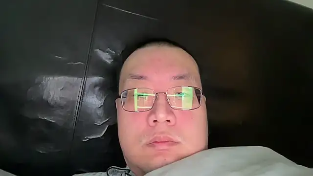 slaveasianboy online show from December 20, 2024, 5:40 pm