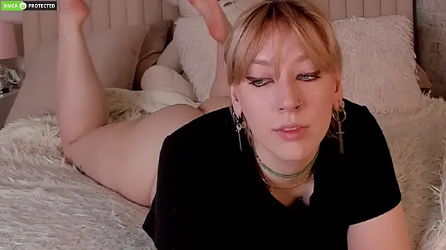 RachelCart online show from November 11, 2025, 3:06 am