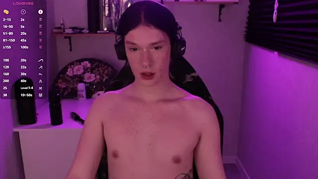 carthylovvve online show from January 11, 2025, 10:51 pm