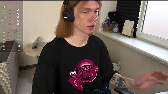 carthylovvve online show from March 3, 2026, 2:23 pm