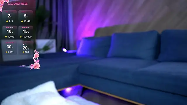 EsmeAinsley online show from March 18, 2026, 1:09 am