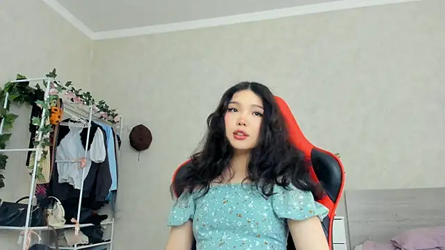 Snapshot of wastforu chatting on February 24, 2025, 10:59 am wastforu online show from February 24, 2025, 10:59 am