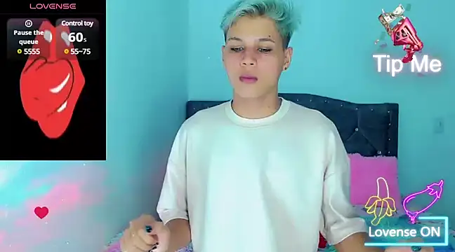 Liamscott  online show from January 23, 2025, 4:19 am