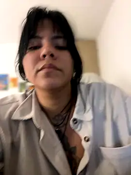 JulianaCastillo online show from September 11, 2025, 3:39 am